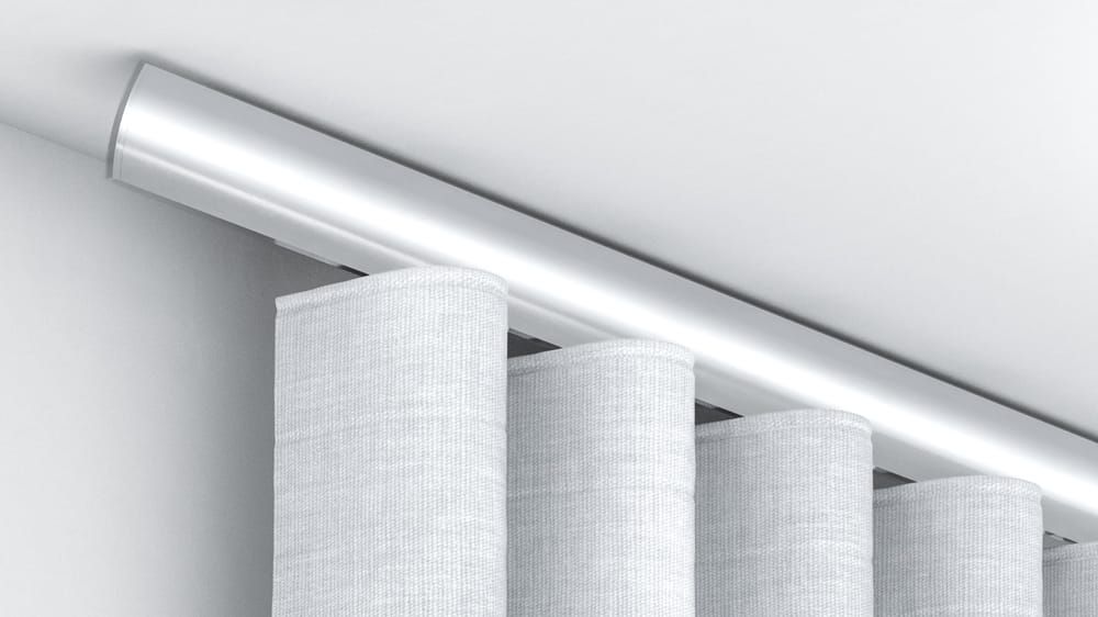 Gewölbte Vorhangschiene zur Deckenmontage Interstil W1 – in Chrom