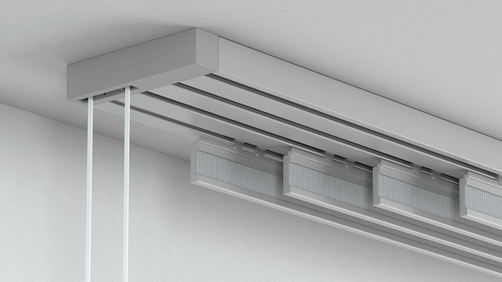 Flächenvorhangschiene mit Schnurzug 4-läufig nach Maß – in Aluminium