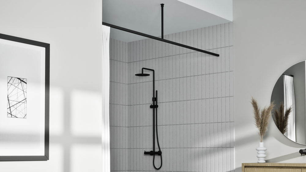 Interstil Cubus: Quadratische Duschvorhangstange gerade – mit Vorhang in Schwarz