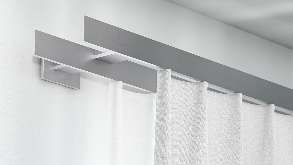 Doppelläufige Vorhangstange für Wave Vorhänge – in Aluminium
