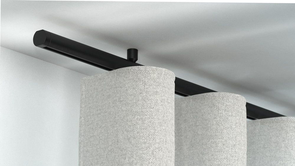 Interstil Corpus 22 mit Endstück Lee zur Deckenmontage – in Schwarz