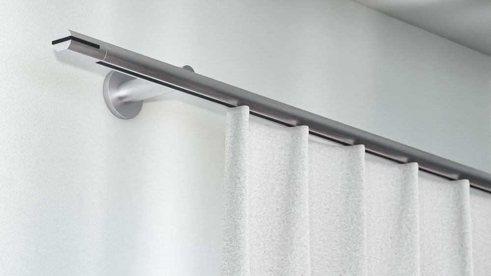 Interstil Duo Innenlauf Gardinenstange zur Wandmontage – in Schwarz