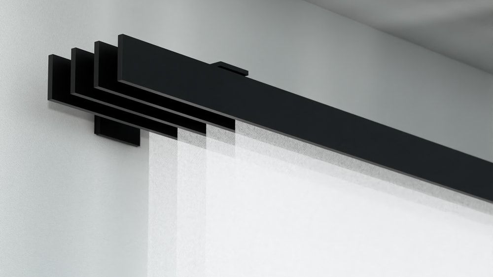 Interstil F1 Flächenvorhangschiene 4 läufig Wand – in Schwarz