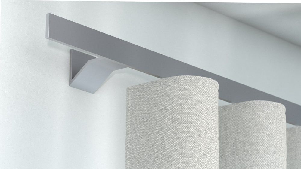 Interstil Index 2: Flache Vorhangstange nach Maß – in Edelstahl