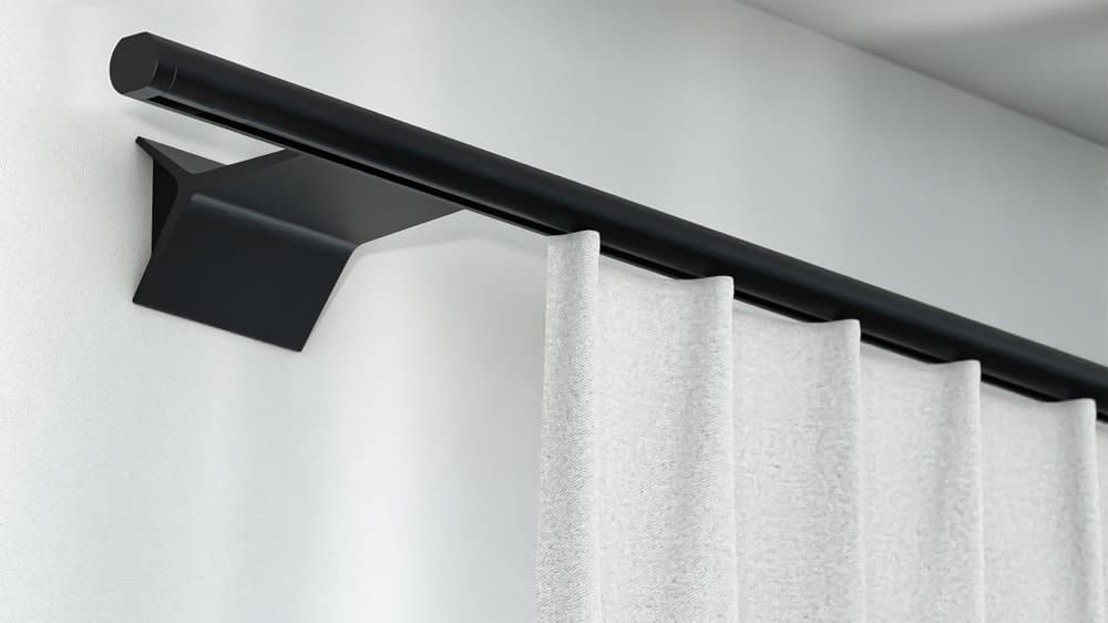 Interstil Lee 2 Wand Gardinenstange mit Innenlauf nach Maß – in Schwarz