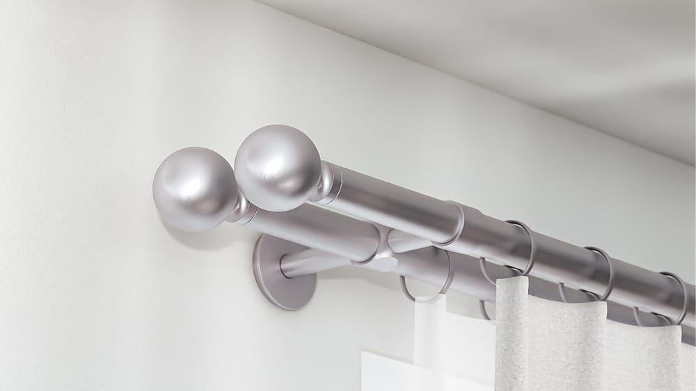 Interstil Lexington 2-läufige Vorhangstange zur Wandmontage – in Edelstahl
