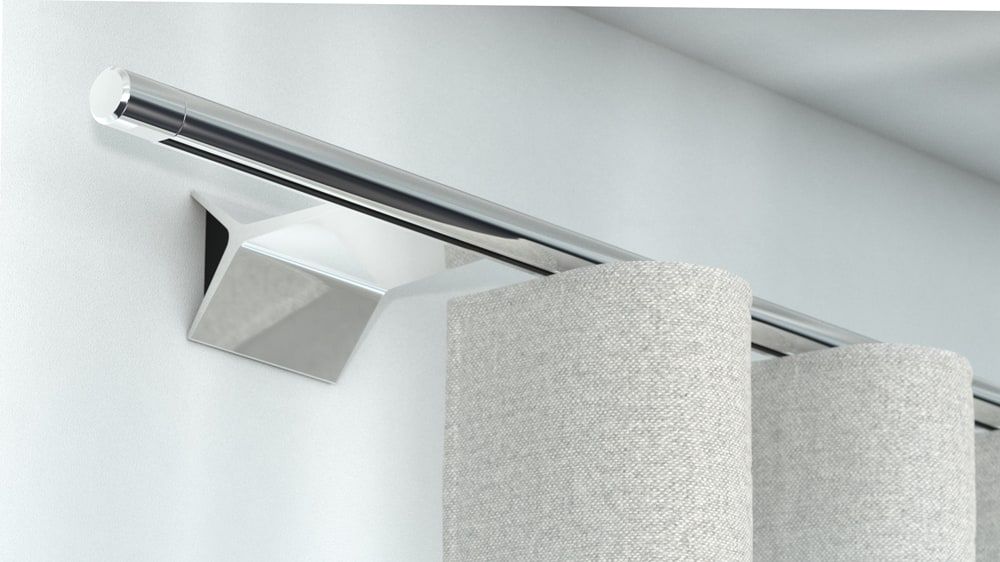 Interstil Luv 2 Gardinenstange zur Wandmontage nach Maß – in Chrom