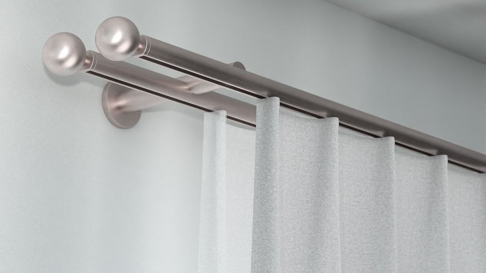 Interstil Menuett 2-läufig zur Wandmontage auf Maß – in Nickel matt