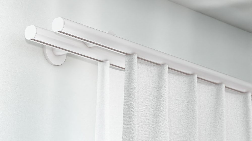 Interstil Modus 2-läufig - Doppelte Vorhangstange  – in Weiß