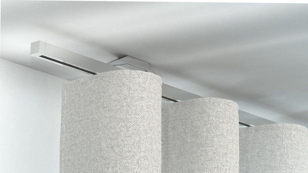 Interstil Quantum 1 1-läufig mit Endstück Phantom 1 - Edle Deckenschiene – in Chrom