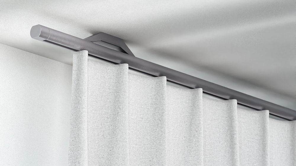 Deckenschiene Interstil Quantum 20 1-läufig mit Endstück Metro – in Edelstahl