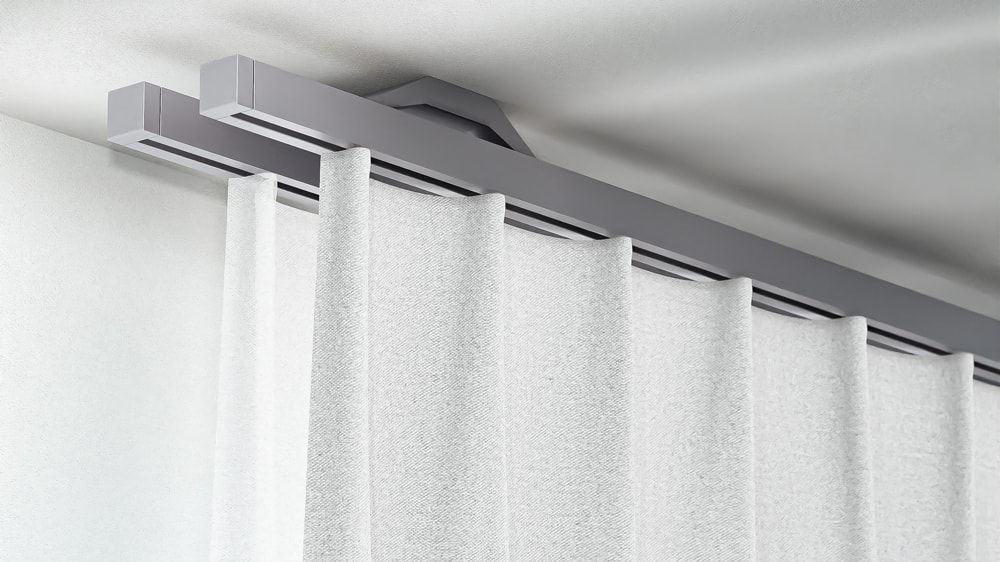 Interstil Quantum 2 2-läufig - Deckenschiene auf Maß – in Edelstahl