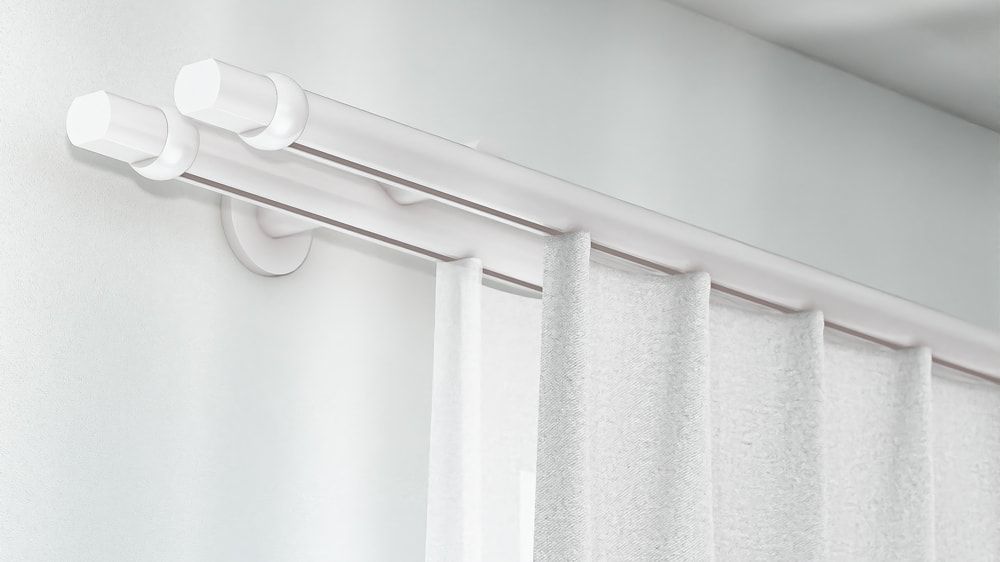 Interstil Radius 2-läufig - doppelläufige Gardinenstange – in Weiß