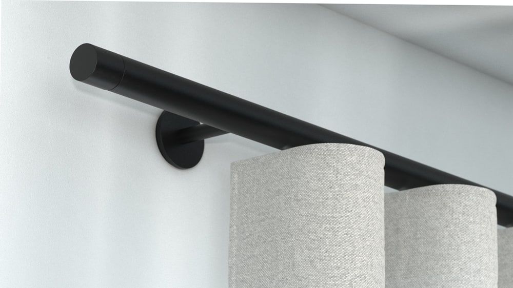 Interstil Sympathie 1 zur Wandmontage auf Maß – in Schwarz