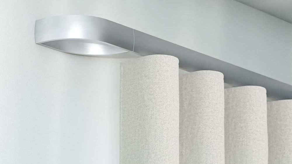 Interstil W4 kaufen Vorhangstange für Wellenvorhang – in Aluminium