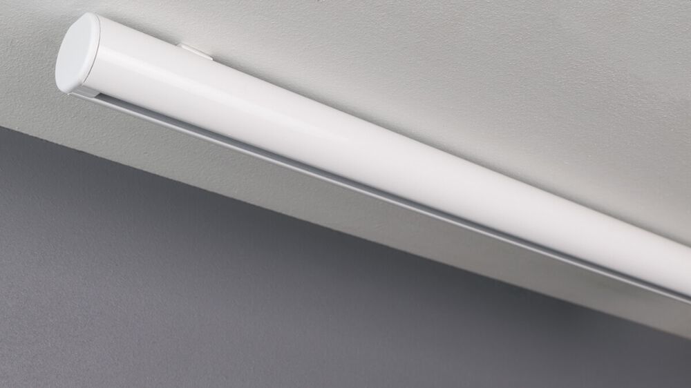 Vorhangschiene rund 1-läufig zur Deckenmontage – mit Vorhang