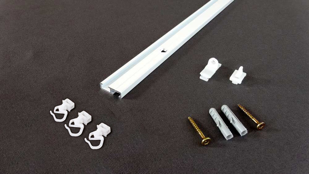 Sehr Flache Deckenschiene Modell 876 nach Maß – Zubehör in Weiß