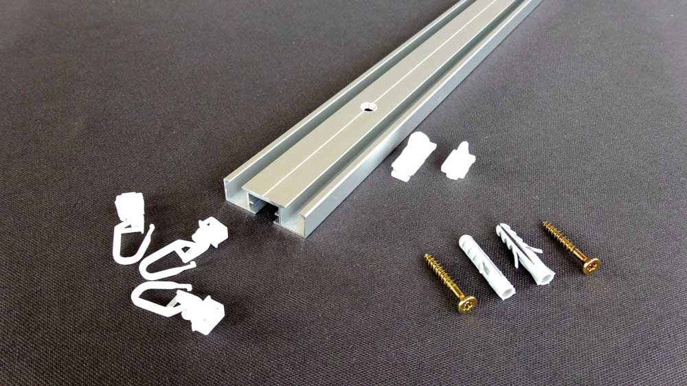 Flache einläufige Gardinenschiene für Verdunkelungsvorhänge – Zubehör in Aluminium