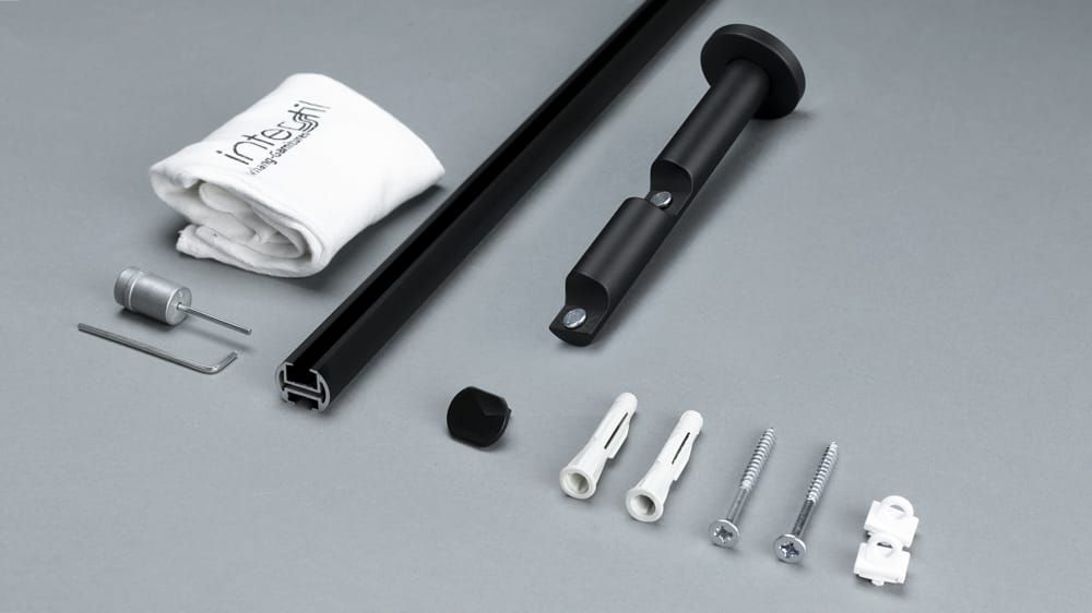 Interstil Mono 2-läufig zur Wandmontage nach Maß – Zubehör in Schwarz