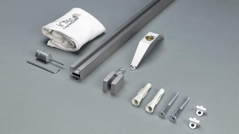 Interstil Quantum 2 1-läufig mit Endkappe Concept – Zubehör in Aluminium