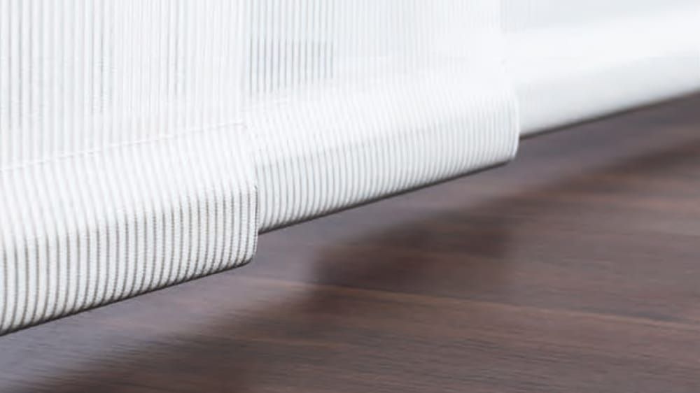 Interstil - Beschwerer innenliegend – mit Vorhang