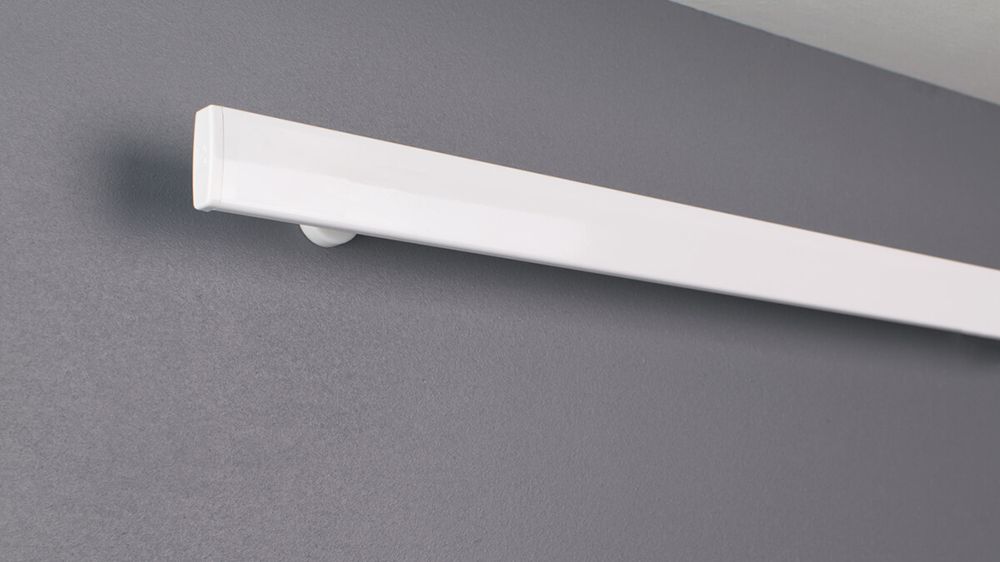 Objektschiene für Vorhänge zur Wandmontage Modell 750 – mit Vorhang