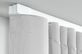 Elektroschiene 1-läufig - Vorhangschiene elektrisch nach Maß – mit Vorhang in Weiß