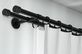 Interstil Riva doppelte Gardinenstange zur Wandmontage – in Schwarz