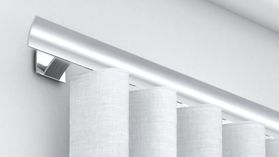 Interstil W1 Design Vorhangschiene 1-läufig inklusive Zubehör – in Chrom