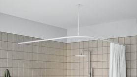 Duschvorhangstange L-Form Modell 440 – mit Vorhang in Weiß