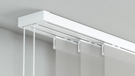 Modell 210 Flächenvorhangschiene mit Schnurzug 3-läufig – in Weiß