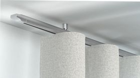 Interstil Corpus 22 1-läufig mit Endstück Log – in Aluminium