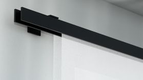 Interstil F1 Gardinenstange für Schiebegardinen Wandmontage 2-läufig – in Schwarz