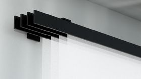 Interstil F1 Flächenvorhangschiene 4 läufig Wand – in Schwarz