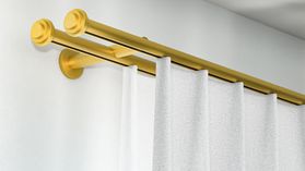 Interstil Radon 2-läufig mit passenden Trägern und Gleitern – in Messing