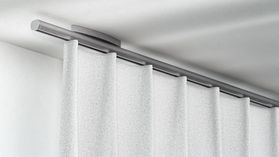 Interstil Votum 16: Runde Vorhangstange mit Innenlauf und Endkappe Diktion – in Aluminium