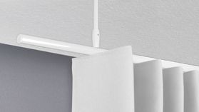 Modell 440RT Raumteiler Vorhang Schiene – mit Vorhang